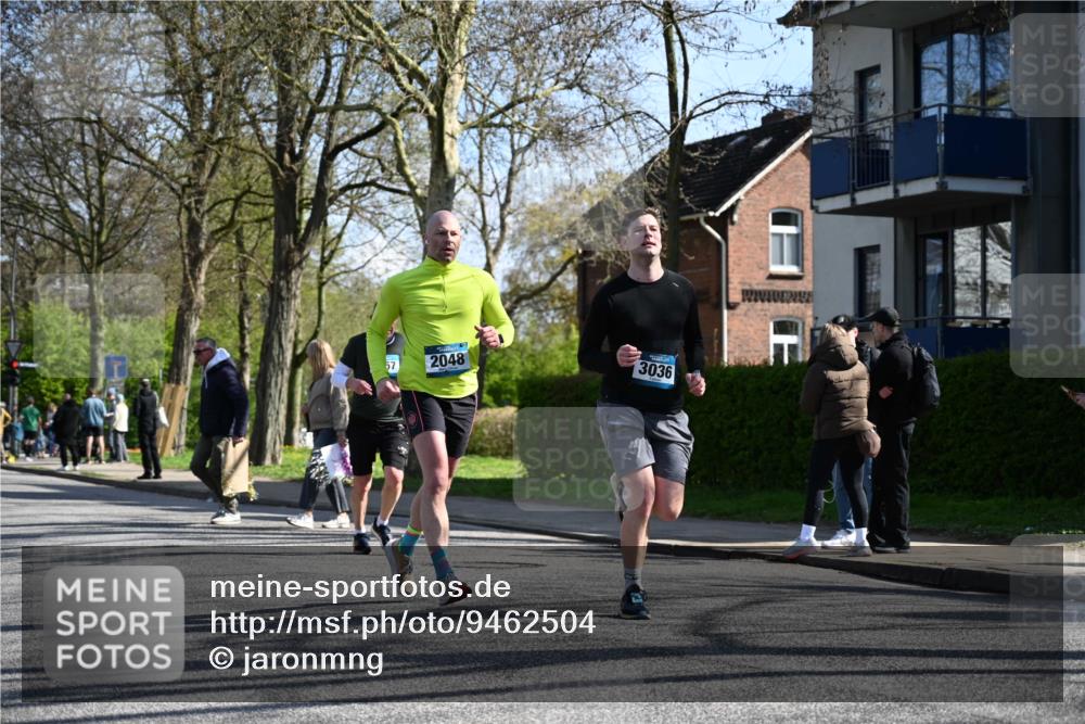 12.04.2026 - 45. Internationalen Wilhelmsburger Insellauf J. Mangold http://msf.ph/oto/9462504 12.04.2026 10:49:33 Ziel 3363, 2661, 4715, 2392, 3036, 2048, 3357, 2655, 5441, 3546, 2618, 2618, 2176, 2054, 3329, 3459, 4855, 4929, 4634, 3186, 3326, 3556 meine-sportfotos.de