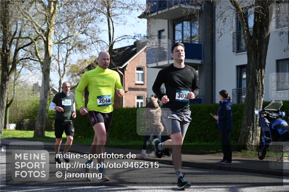 12.04.2026 - 45. Internationalen Wilhelmsburger Insellauf J. Mangold http://msf.ph/oto/9462515 12.04.2026 10:49:34 Ziel 2661, 4715, 2392, 3036, 2048, 3357, 2655, 5441, 3546, 2618, 2176, 2054, 3329, 3459, 4855, 4855, 4929, 4634, 3186, 3326, 3556, 3228 meine-sportfotos.de