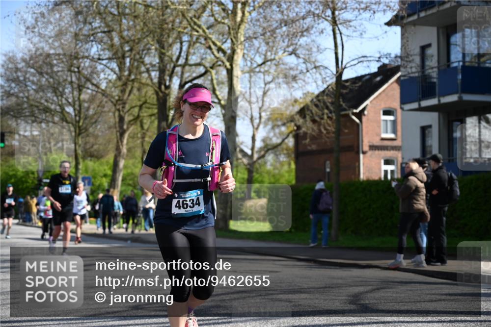 12.04.2026 - 45. Internationalen Wilhelmsburger Insellauf J. Mangold http://msf.ph/oto/9462655 12.04.2026 10:50:05 Ziel 4855, 4929, 4634, 3186, 3326, 3556, 3228, 5041, 5033, 4435, 2720, 3234, 3855, 3855, 2154, 3608, 4903, 2496, 2198, 2197 meine-sportfotos.de