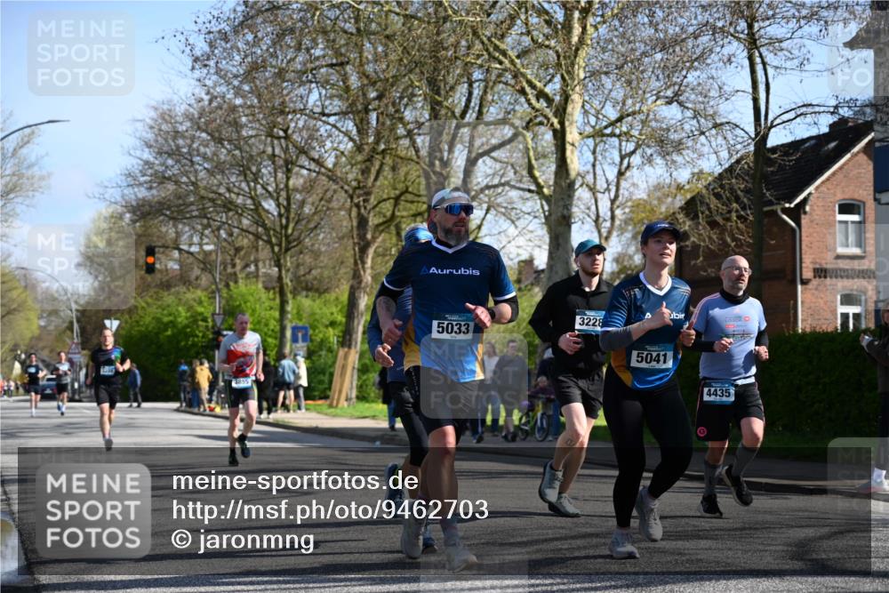 12.04.2026 - 45. Internationalen Wilhelmsburger Insellauf J. Mangold http://msf.ph/oto/9462703 12.04.2026 10:50:11 Ziel 4855, 4929, 4634, 3186, 3326, 3556, 3228, 5041, 5033, 4435, 2720, 3234, 3855, 2154, 3608, 4903, 2496, 2198, 2197 meine-sportfotos.de