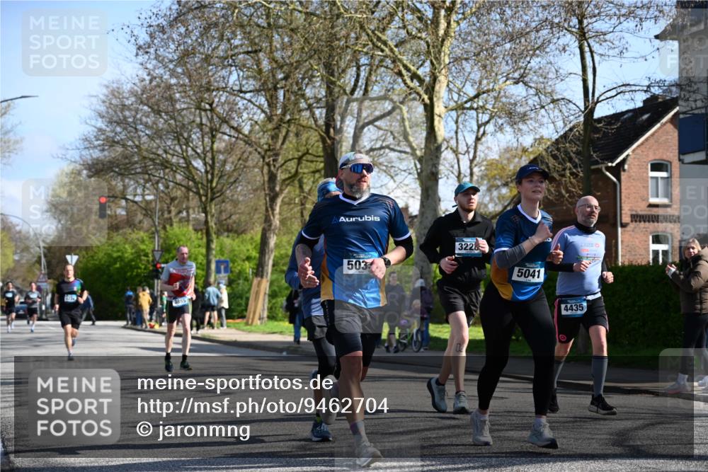 12.04.2026 - 45. Internationalen Wilhelmsburger Insellauf J. Mangold http://msf.ph/oto/9462704 12.04.2026 10:50:11 Ziel 4855, 4929, 4634, 3186, 3326, 3556, 3228, 5041, 5033, 4435, 2720, 3234, 3855, 2154, 3608, 4903, 2496, 2198, 2197 meine-sportfotos.de
