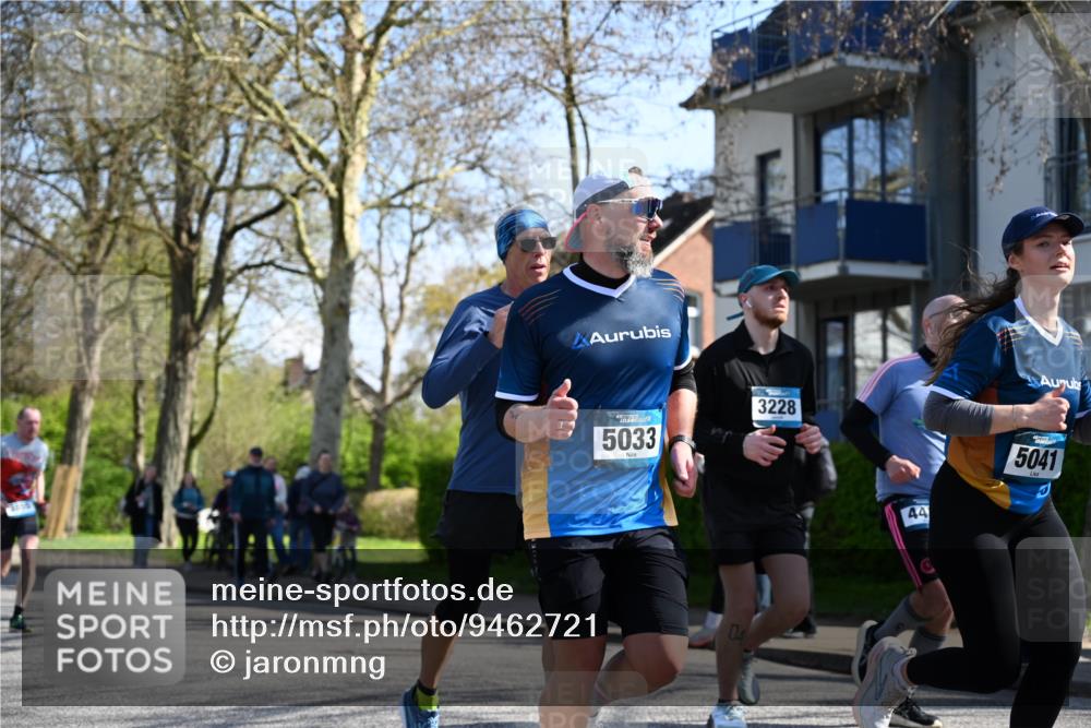 12.04.2026 - 45. Internationalen Wilhelmsburger Insellauf J. Mangold http://msf.ph/oto/9462721 12.04.2026 10:50:12 Ziel 4929, 4634, 3186, 3326, 3556, 3228, 5041, 5033, 4435, 2720, 3234, 3855, 2154, 3608, 4903, 2496, 2496, 2198, 2197 meine-sportfotos.de