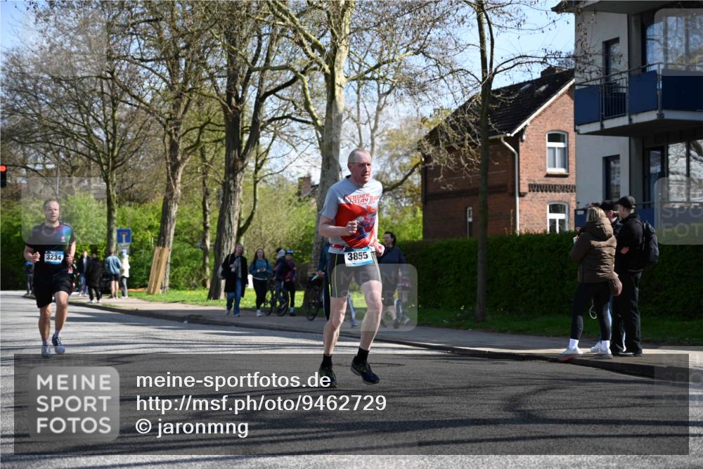 12.04.2026 - 45. Internationalen Wilhelmsburger Insellauf J. Mangold http://msf.ph/oto/9462729 12.04.2026 10:50:14 Ziel 4929, 4634, 3186, 3326, 3556, 3228, 5041, 5033, 4435, 2720, 3234, 3855, 2154, 3608, 4903, 2496, 2198, 2197 meine-sportfotos.de