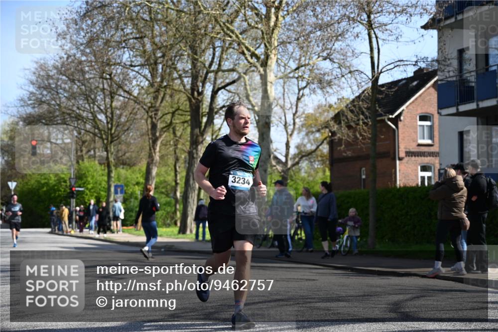 12.04.2026 - 45. Internationalen Wilhelmsburger Insellauf J. Mangold http://msf.ph/oto/9462757 12.04.2026 10:50:16 Ziel 4634, 3186, 3326, 3556, 3228, 5041, 5033, 4435, 2720, 3234, 3855, 2154, 3608, 4903, 2496, 2198, 2197 meine-sportfotos.de