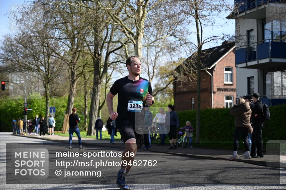 12.04.2026 - 45. Internationalen Wilhelmsburger Insellauf J. Mangold http://msf.ph/oto/9462762 12.04.2026 10:50:17 Ziel 4634, 3186, 3326, 3556, 3228, 5041, 5033, 4435, 2720, 3234, 3855, 2154, 3608, 4903, 2496, 2198, 2197, 2198, 2197 meine-sportfotos.de