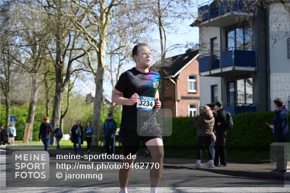 12.04.2026 - 45. Internationalen Wilhelmsburger Insellauf J. Mangold http://msf.ph/oto/9462770 12.04.2026 10:50:17 Ziel 4634, 3186, 3326, 3556, 3228, 5041, 5033, 4435, 2720, 3234, 3855, 2154, 3608, 4903, 2496, 2198, 2197, 2198, 2197 meine-sportfotos.de