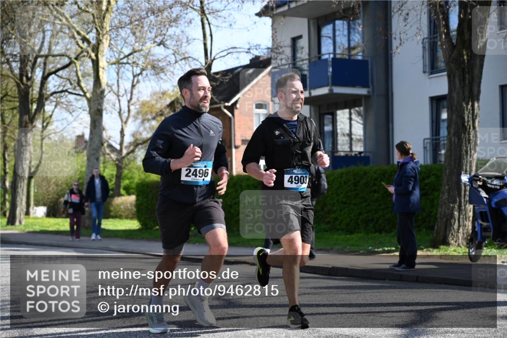 12.04.2026 - 45. Internationalen Wilhelmsburger Insellauf J. Mangold http://msf.ph/oto/9462815 12.04.2026 10:50:40 Ziel 4903, 2496, 2198, 2197, 3039, 3550, 4659, 2935, 5823, 2762, 5618, 4756, 2506, 3996, 5608, 2598 meine-sportfotos.de
