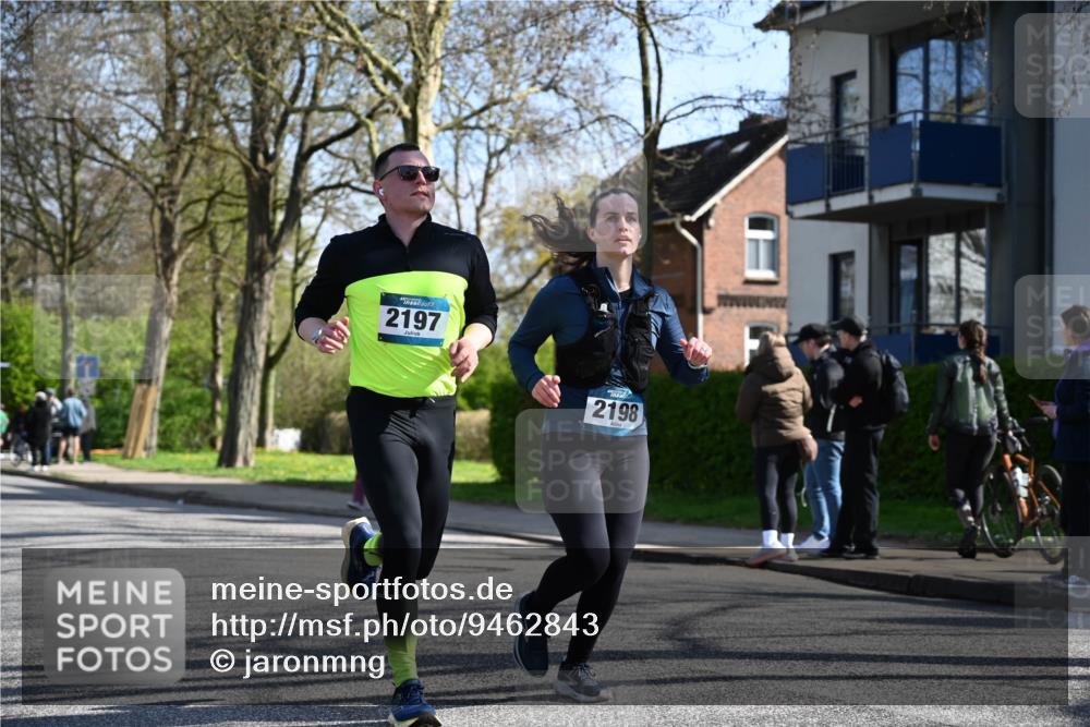 12.04.2026 - 45. Internationalen Wilhelmsburger Insellauf J. Mangold http://msf.ph/oto/9462843 12.04.2026 10:50:44 Ziel 4903, 2496, 2198, 2197, 3039, 3550, 4659, 2935, 5823, 2762, 5618, 4756, 2506, 3996, 5608, 2598, 3049, 4263 meine-sportfotos.de