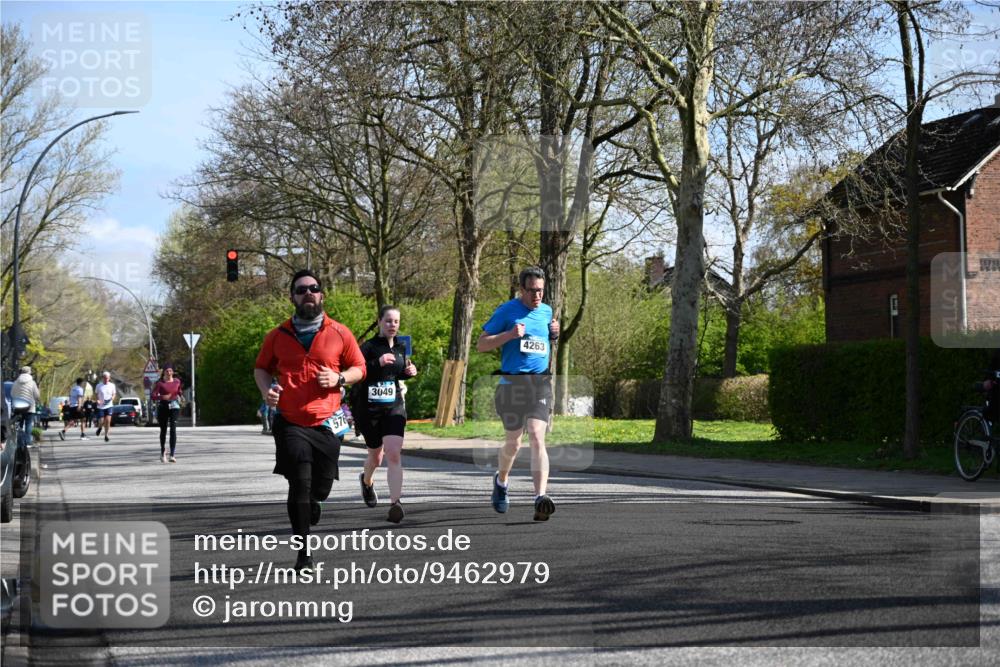 12.04.2026 - 45. Internationalen Wilhelmsburger Insellauf J. Mangold http://msf.ph/oto/9462979 12.04.2026 10:51:15 Ziel 2762, 5618, 4756, 2506, 3996, 5608, 2598, 3049, 4263, 5769, 3572, 4503, 3183, 3567, 2729, 5553, 2837, 4541, 2432 meine-sportfotos.de