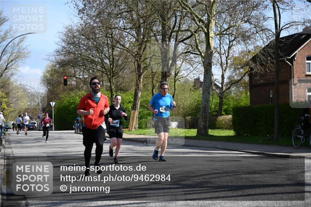 12.04.2026 - 45. Internationalen Wilhelmsburger Insellauf J. Mangold http://msf.ph/oto/9462984 12.04.2026 10:51:16 Ziel 2762, 5618, 4756, 2506, 3996, 5608, 2598, 3049, 4263, 5769, 3572, 4503, 3183, 3567, 2729, 5553, 2837, 4541, 2432 meine-sportfotos.de