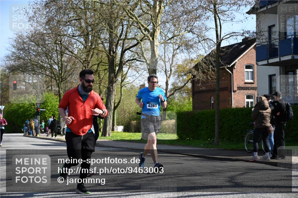 12.04.2026 - 45. Internationalen Wilhelmsburger Insellauf J. Mangold http://msf.ph/oto/9463003 12.04.2026 10:51:16 Ziel 2762, 5618, 4756, 2506, 3996, 5608, 2598, 3049, 4263, 5769, 3572, 4503, 3183, 3567, 2729, 5553, 2837, 4541, 2432 meine-sportfotos.de