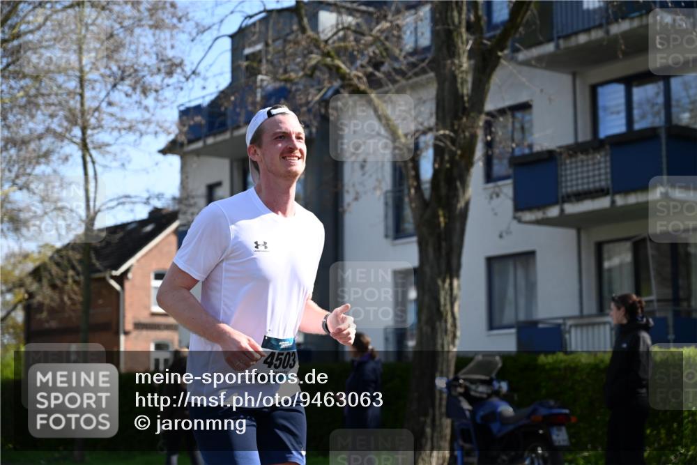 12.04.2026 - 45. Internationalen Wilhelmsburger Insellauf J. Mangold http://msf.ph/oto/9463063 12.04.2026 10:51:30 Ziel 3049, 4263, 5769, 3572, 4503, 3183, 3183, 3567, 2729, 5553, 2837, 4541, 2432, 4414, 5671, 4596, 4024, 5789, 3151, 3674, 3184 meine-sportfotos.de