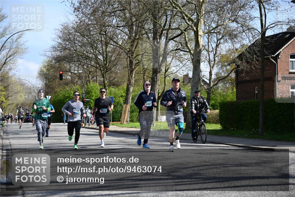 12.04.2026 - 45. Internationalen Wilhelmsburger Insellauf J. Mangold http://msf.ph/oto/9463074 12.04.2026 10:51:43 Ziel 3183, 3567, 2729, 5553, 2837, 4541, 2432, 4414, 5671, 4596, 4024, 5789, 3151, 3674, 3184, 3366, 3366, 3923, 3887, 3102, 3852, 2239, 2256, 2255, 5501, 5574 meine-sportfotos.de