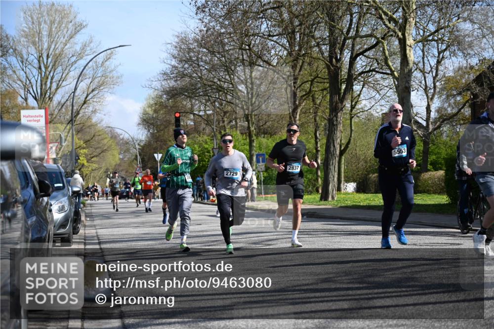 12.04.2026 - 45. Internationalen Wilhelmsburger Insellauf J. Mangold http://msf.ph/oto/9463080 12.04.2026 10:51:44 Ziel 3183, 3567, 2729, 5553, 2837, 4541, 2432, 4414, 5671, 5671, 4596, 4024, 5789, 3151, 3674, 3184, 3366, 3923, 3923, 3887, 3102, 3852, 2239, 2256, 2255, 5501, 5574, 4710 meine-sportfotos.de