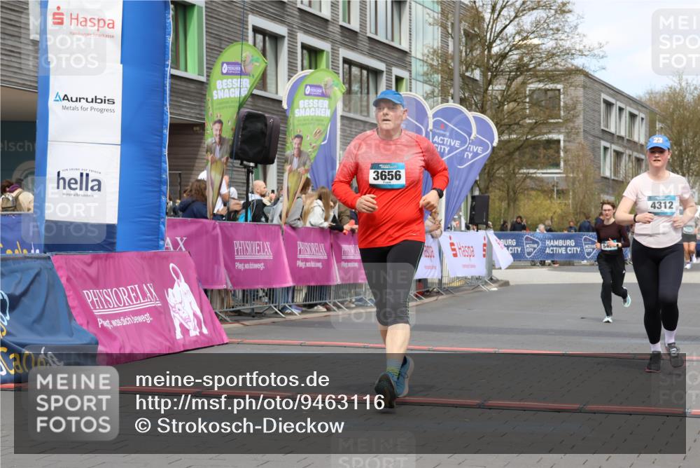12.04.2026 - 45. Internationalen Wilhelmsburger Insellauf Strokosch-Dieckow http://msf.ph/oto/9463116 12.04.2026 13:17:01 Ziel 3656, 4312, 5404 meine-sportfotos.de