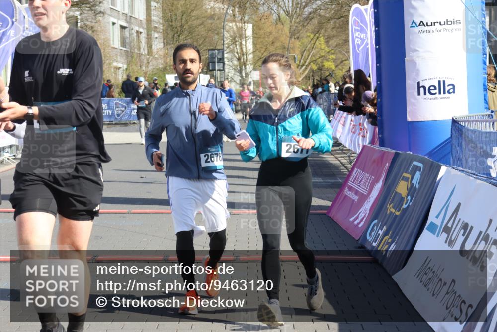 12.04.2026 - 45. Internationalen Wilhelmsburger Insellauf Strokosch-Dieckow http://msf.ph/oto/9463120 12.04.2026 10:53:18 Ziel 2746, 2355, 5491, 3576 meine-sportfotos.de