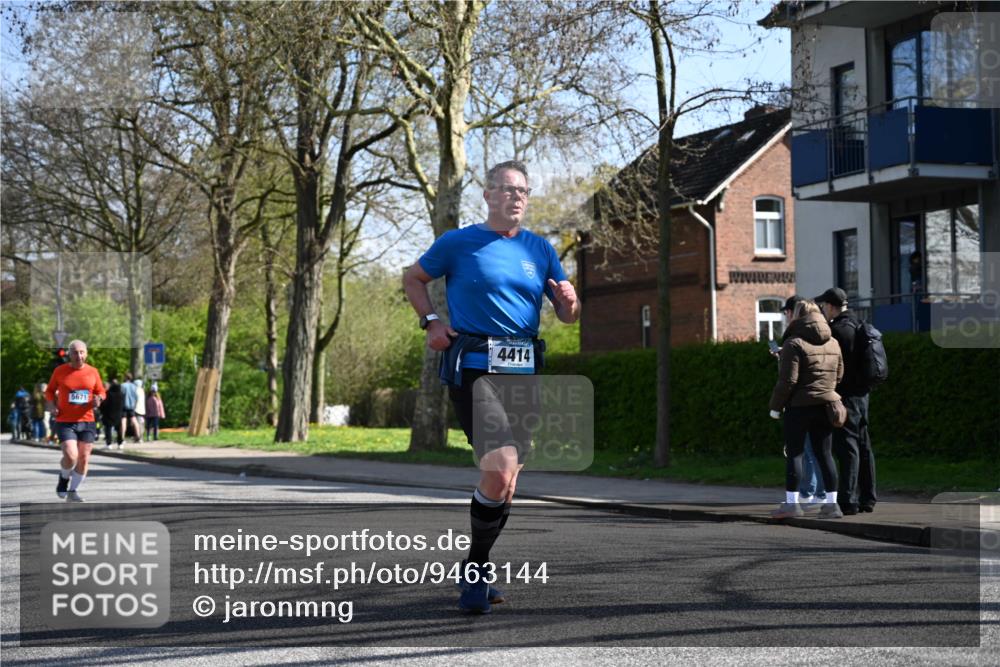 12.04.2026 - 45. Internationalen Wilhelmsburger Insellauf J. Mangold http://msf.ph/oto/9463144 12.04.2026 10:51:50 Ziel 3183, 3567, 2729, 5553, 2837, 4541, 2432, 4414, 5671, 4596, 4024, 5789, 3151, 3674, 3184, 3366, 3923, 3887, 3102, 3852, 2239, 2256, 2255, 5501, 5574, 4710, 4689, 4836 meine-sportfotos.de