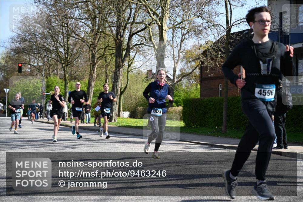 12.04.2026 - 45. Internationalen Wilhelmsburger Insellauf J. Mangold http://msf.ph/oto/9463246 12.04.2026 10:52:05 Ziel 4414, 5671, 4596, 4024, 5789, 3151, 3674, 3184, 3366, 3923, 3887, 3102, 3852, 2239, 2256, 2255, 2256, 2255, 5501, 5574, 4710, 4689, 4836, 3291, 5284, 3577, 2625, 4008, 3237, 5727 meine-sportfotos.de