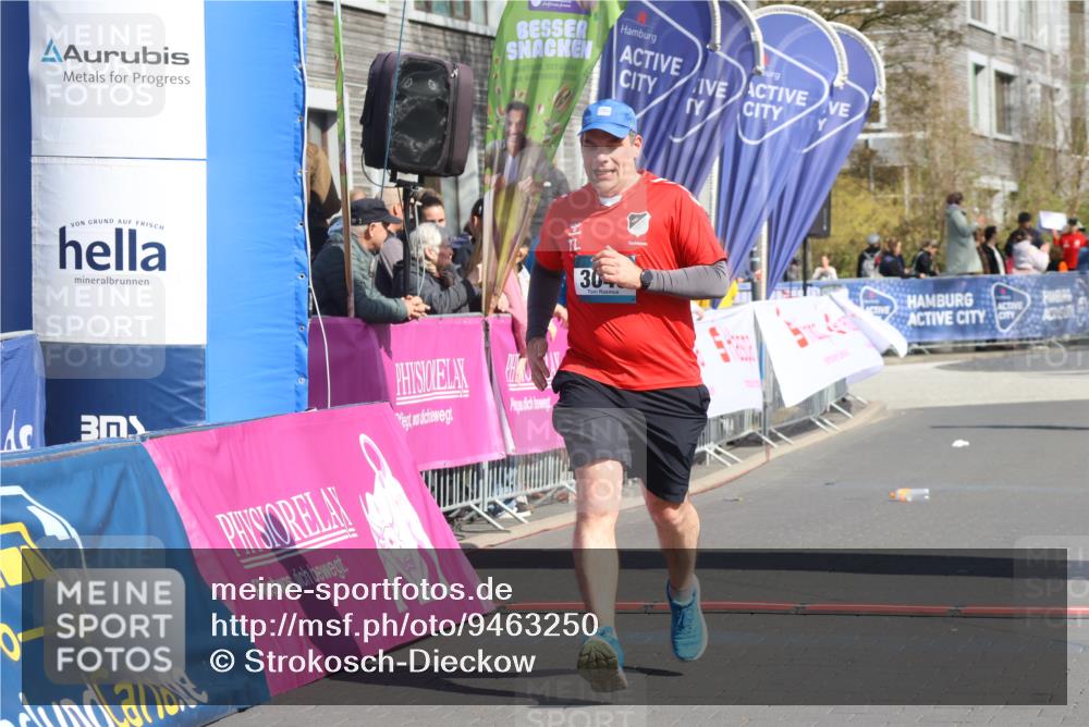 12.04.2026 - 45. Internationalen Wilhelmsburger Insellauf Strokosch-Dieckow http://msf.ph/oto/9463250 12.04.2026 11:12:23 Ziel 4920, 3046 meine-sportfotos.de