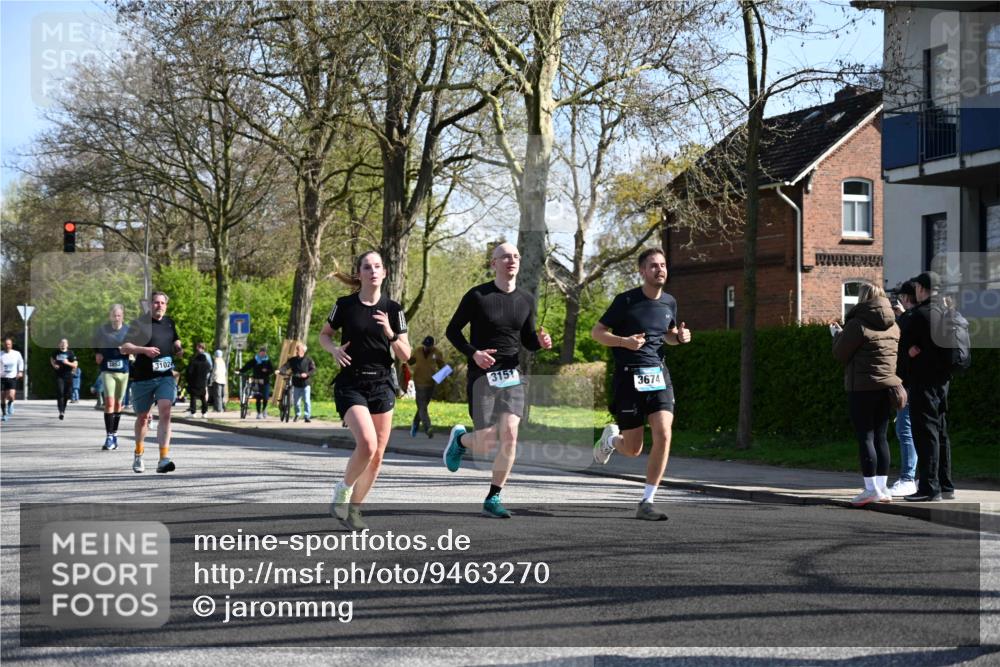 12.04.2026 - 45. Internationalen Wilhelmsburger Insellauf J. Mangold http://msf.ph/oto/9463270 12.04.2026 10:52:06 Ziel 4414, 5671, 4596, 4024, 5789, 3151, 3674, 3184, 3366, 3923, 3887, 3102, 3852, 2239, 2256, 2255, 5501, 5574, 5501, 5574, 4710, 4689, 4836, 3291, 3291, 5284, 3577, 2625, 4008, 3237, 5727 meine-sportfotos.de