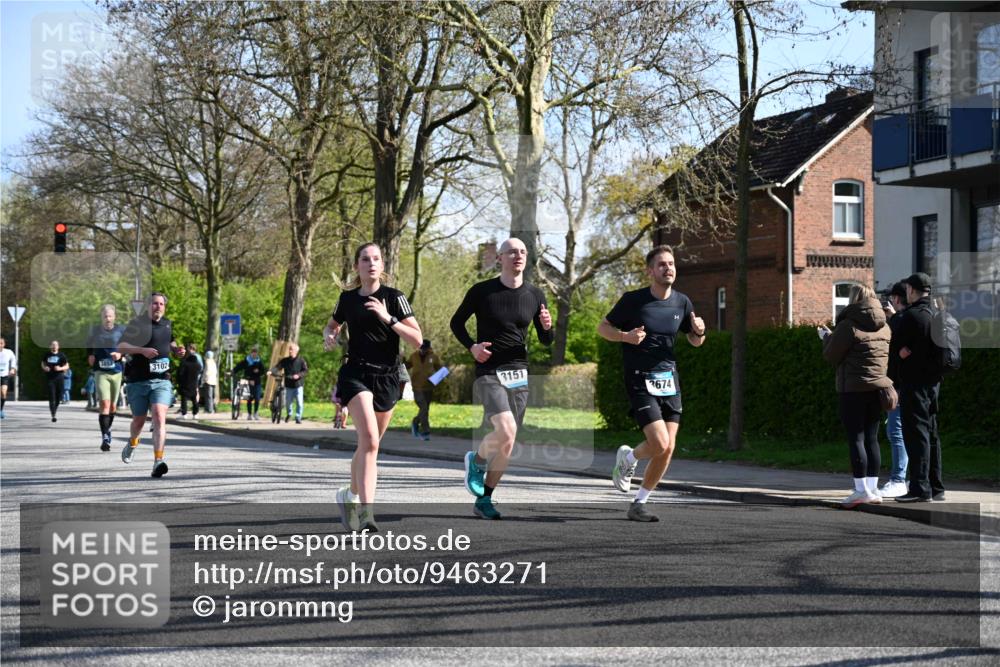 12.04.2026 - 45. Internationalen Wilhelmsburger Insellauf J. Mangold http://msf.ph/oto/9463271 12.04.2026 10:52:07 Ziel 5671, 4596, 4024, 5789, 3151, 3674, 3184, 3366, 3923, 3887, 3102, 3852, 2239, 2256, 2255, 5501, 5574, 4710, 4689, 4836, 3291, 5284, 3577, 2625, 4008, 3237, 5727 meine-sportfotos.de