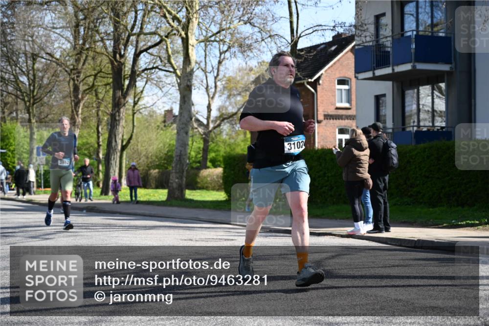 12.04.2026 - 45. Internationalen Wilhelmsburger Insellauf J. Mangold http://msf.ph/oto/9463281 12.04.2026 10:52:10 Ziel 4596, 4024, 5789, 3151, 3674, 3184, 3366, 3923, 3887, 3102, 3852, 2239, 2256, 2255, 5501, 5574, 4710, 4689, 4836, 3291, 5284, 3577, 2625, 4008, 3237, 5727 meine-sportfotos.de