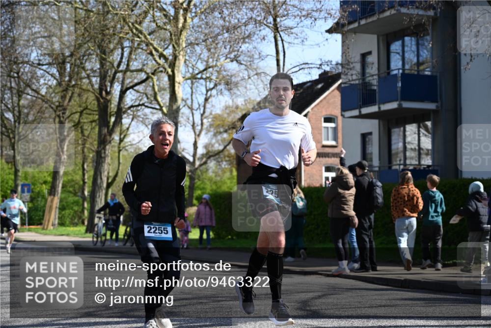 12.04.2026 - 45. Internationalen Wilhelmsburger Insellauf J. Mangold http://msf.ph/oto/9463322 12.04.2026 10:52:20 Ziel 3366, 3923, 3887, 3102, 3852, 2239, 2256, 2255, 5501, 5574, 4710, 4689, 4836, 3291, 5284, 3577, 2625, 4008, 3237, 5727, 2746, 2355, 5491, 3576 meine-sportfotos.de
