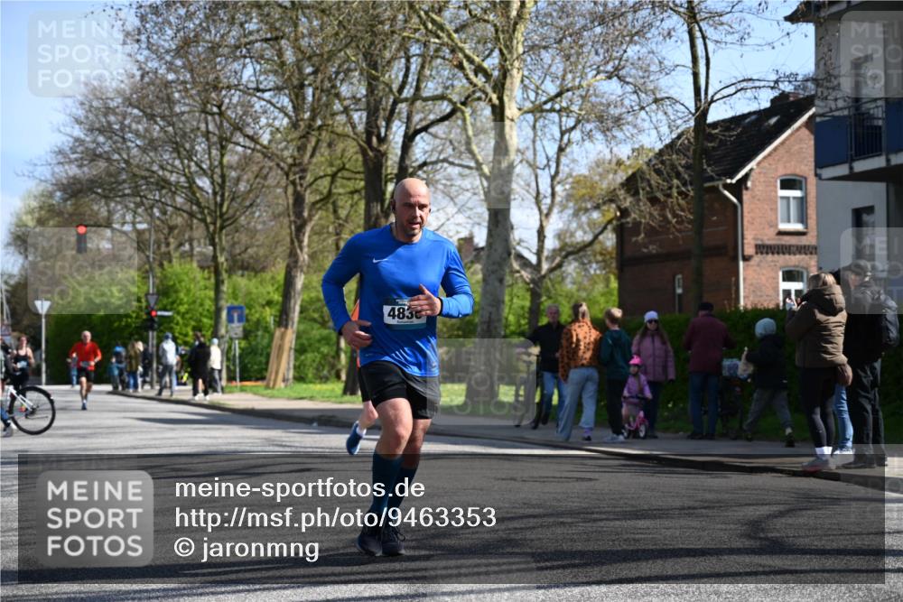 12.04.2026 - 45. Internationalen Wilhelmsburger Insellauf J. Mangold http://msf.ph/oto/9463353 12.04.2026 10:52:26 Ziel 3852, 2239, 2256, 2255, 5501, 5574, 4710, 4689, 4836, 3291, 5284, 3577, 2625, 4008, 3237, 3237, 5727, 2746, 2355, 5491, 3576, 4457, 2978, 2004 meine-sportfotos.de
