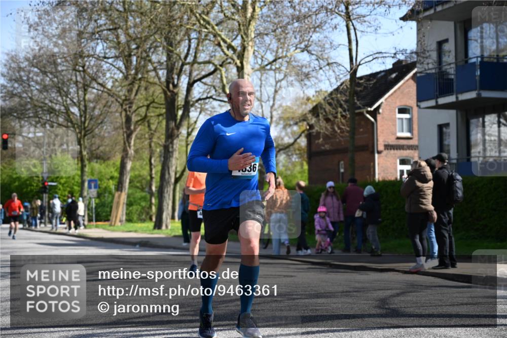 12.04.2026 - 45. Internationalen Wilhelmsburger Insellauf J. Mangold http://msf.ph/oto/9463361 12.04.2026 10:52:27 Ziel 3852, 2239, 2256, 2255, 5501, 5574, 4710, 4689, 4836, 3291, 5284, 3577, 2625, 4008, 3237, 5727, 2746, 2355, 5491, 3576, 4457, 2978, 2004 meine-sportfotos.de