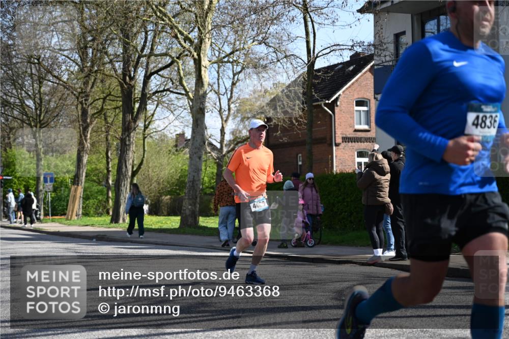 12.04.2026 - 45. Internationalen Wilhelmsburger Insellauf J. Mangold http://msf.ph/oto/9463368 12.04.2026 10:52:27 Ziel 3852, 2239, 2256, 2255, 5501, 5574, 4710, 4689, 4836, 3291, 5284, 3577, 2625, 4008, 3237, 5727, 2746, 2355, 5491, 3576, 4457, 2978, 2004 meine-sportfotos.de
