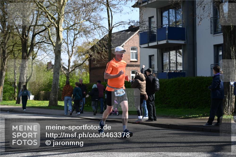 12.04.2026 - 45. Internationalen Wilhelmsburger Insellauf J. Mangold http://msf.ph/oto/9463378 12.04.2026 10:52:28 Ziel 3852, 2239, 2256, 2255, 5501, 5574, 4710, 4689, 4836, 3291, 5284, 3577, 2625, 4008, 3237, 5727, 5727, 2746, 2355, 5491, 3576, 4457, 2978, 2004 meine-sportfotos.de