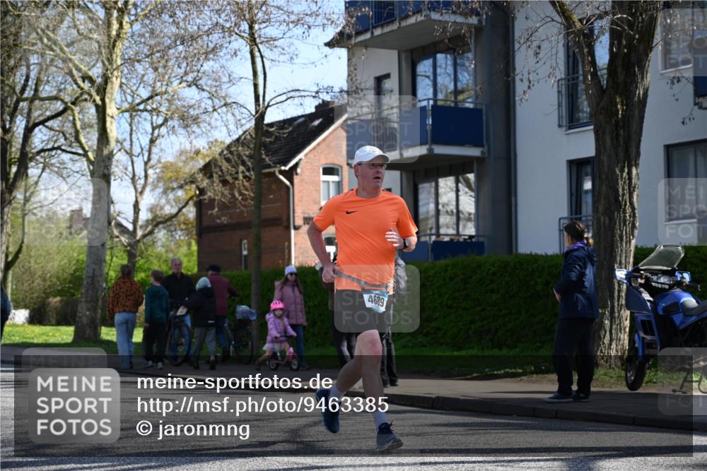 12.04.2026 - 45. Internationalen Wilhelmsburger Insellauf J. Mangold http://msf.ph/oto/9463385 12.04.2026 10:52:28 Ziel 3852, 2239, 2256, 2255, 5501, 5574, 4710, 4689, 4836, 3291, 5284, 3577, 2625, 4008, 3237, 5727, 5727, 2746, 2355, 5491, 3576, 4457, 2978, 2004 meine-sportfotos.de