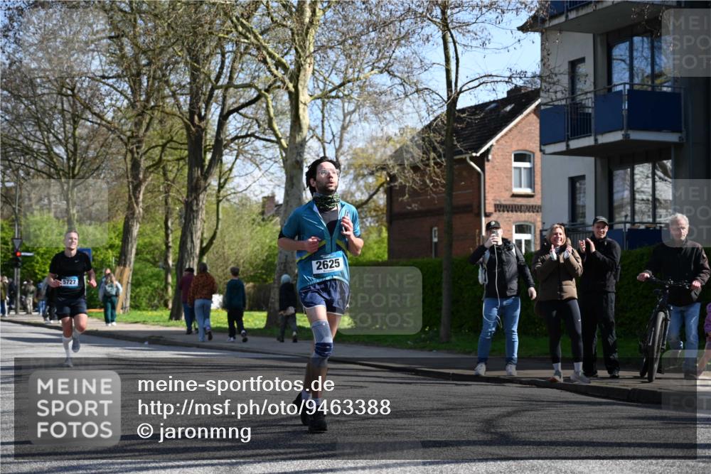 12.04.2026 - 45. Internationalen Wilhelmsburger Insellauf J. Mangold http://msf.ph/oto/9463388 12.04.2026 10:52:38 Ziel 4689, 4836, 3291, 5284, 3577, 2625, 4008, 3237, 5727, 2746, 2355, 5491, 3576, 4457, 2978, 2004, 2162, 4943, 4801, 4802, 5544 meine-sportfotos.de
