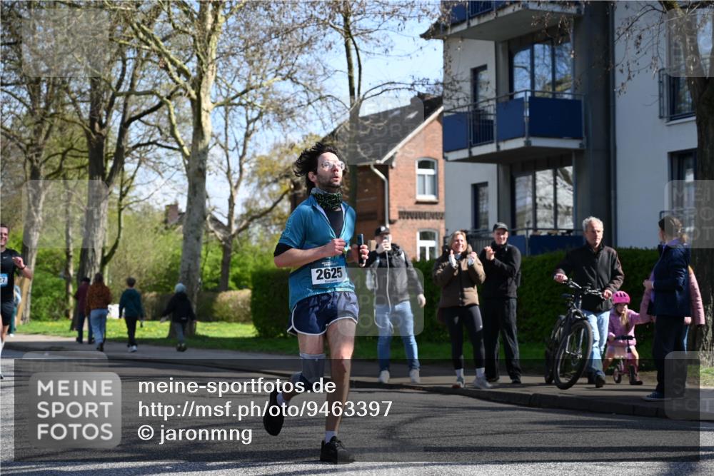 12.04.2026 - 45. Internationalen Wilhelmsburger Insellauf J. Mangold http://msf.ph/oto/9463397 12.04.2026 10:52:39 Ziel 4689, 4836, 3291, 5284, 3577, 2625, 4008, 3237, 5727, 2746, 2355, 5491, 3576, 4457, 2978, 2004, 2162, 4943, 4801, 4802, 5544 meine-sportfotos.de