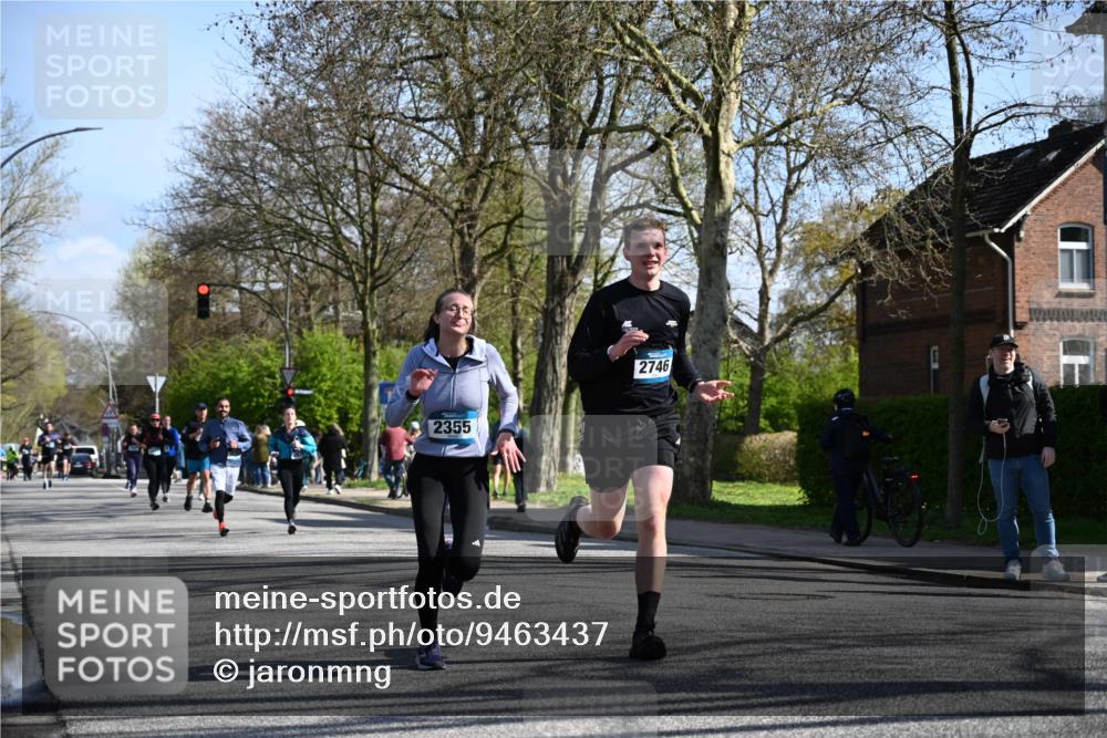 12.04.2026 - 45. Internationalen Wilhelmsburger Insellauf J. Mangold http://msf.ph/oto/9463437 12.04.2026 10:52:47 Ziel 3577, 2625, 4008, 3237, 5727, 2746, 2355, 5491, 3576, 4457, 2978, 2978, 2004, 2162, 4943, 4801, 4802, 5544, 4499, 4277, 2600, 5490, 5576 meine-sportfotos.de