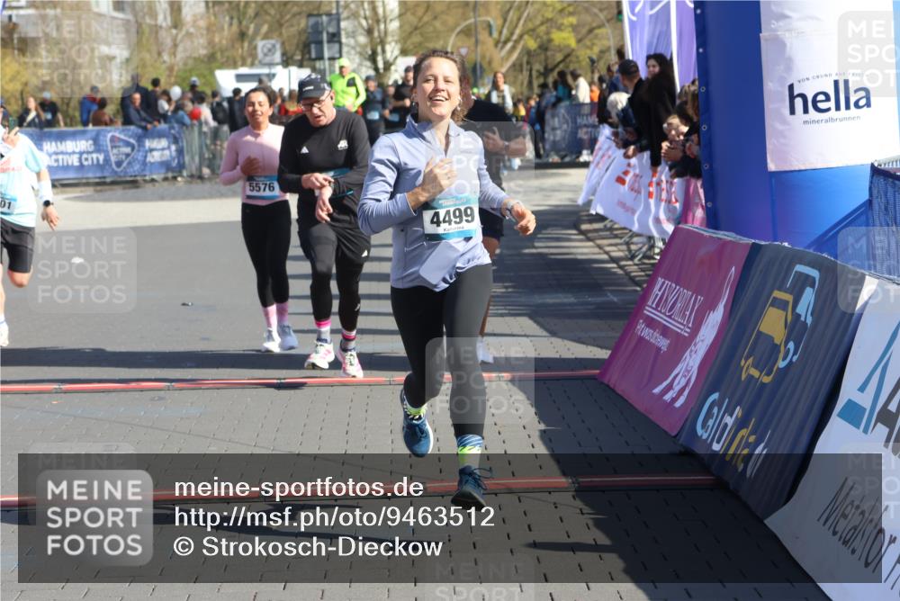 12.04.2026 - 45. Internationalen Wilhelmsburger Insellauf Strokosch-Dieckow http://msf.ph/oto/9463512 12.04.2026 10:53:44 Ziel 5544, 4499, 4277, 2600, 5490, 5576 meine-sportfotos.de