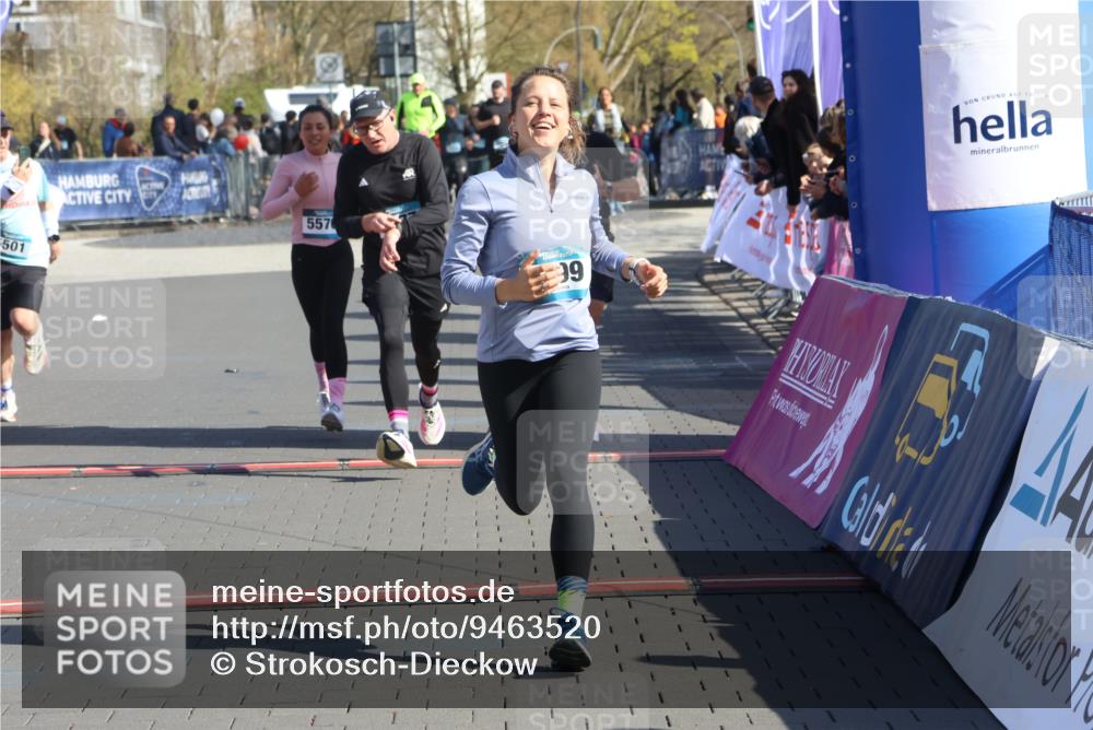 12.04.2026 - 45. Internationalen Wilhelmsburger Insellauf Strokosch-Dieckow http://msf.ph/oto/9463520 12.04.2026 10:53:44 Ziel 5544, 4499, 4277, 2600, 5490, 5576 meine-sportfotos.de