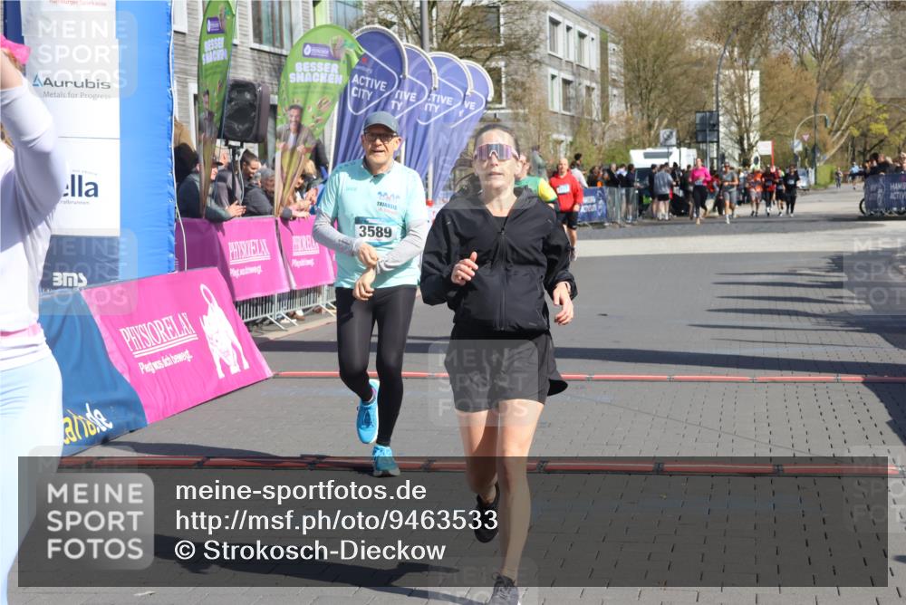 12.04.2026 - 45. Internationalen Wilhelmsburger Insellauf Strokosch-Dieckow http://msf.ph/oto/9463533 12.04.2026 11:12:45 Ziel 2816, 2918, 3589, 2135 meine-sportfotos.de