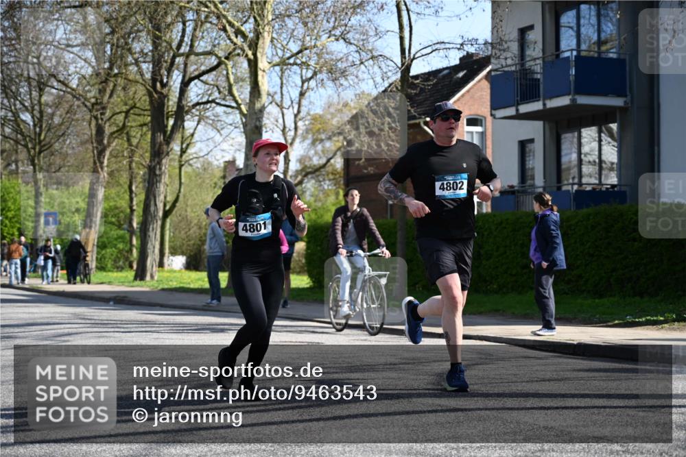 12.04.2026 - 45. Internationalen Wilhelmsburger Insellauf J. Mangold http://msf.ph/oto/9463543 12.04.2026 10:53:10 Ziel 4457, 2978, 2004, 2162, 4943, 4801, 4802, 5544, 4499, 4277, 2600, 5490, 5576, 5614, 4750, 2593, 2834, 2554, 5617, 5650, 4338 meine-sportfotos.de