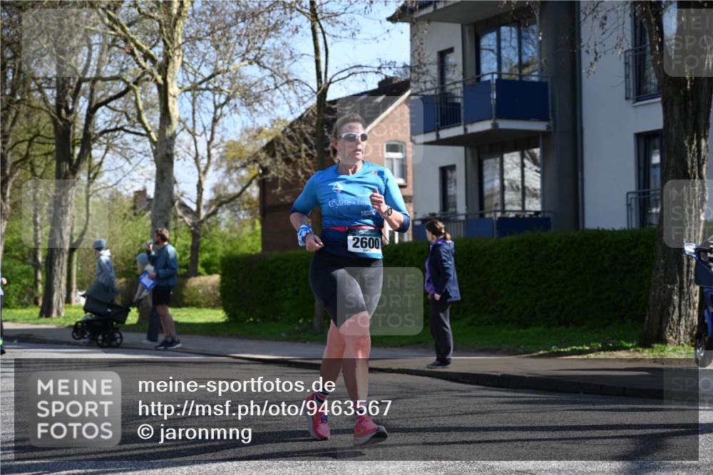 12.04.2026 - 45. Internationalen Wilhelmsburger Insellauf J. Mangold http://msf.ph/oto/9463567 12.04.2026 10:53:15 Ziel 2162, 4943, 4801, 4802, 5544, 4499, 4277, 2600, 5490, 5576, 5614, 4750, 2593, 2834, 2554, 5617, 5650, 5650, 4338, 5406 meine-sportfotos.de