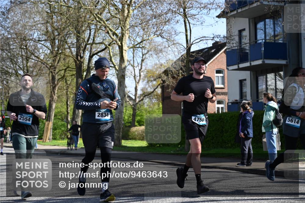 12.04.2026 - 45. Internationalen Wilhelmsburger Insellauf J. Mangold http://msf.ph/oto/9463643 12.04.2026 10:53:26 Ziel 4499, 4277, 2600, 5490, 5576, 5614, 4750, 2593, 2834, 2554, 5617, 5650, 4338, 5406, 2368, 5347, 3399, 2606, 3918, 5740 meine-sportfotos.de