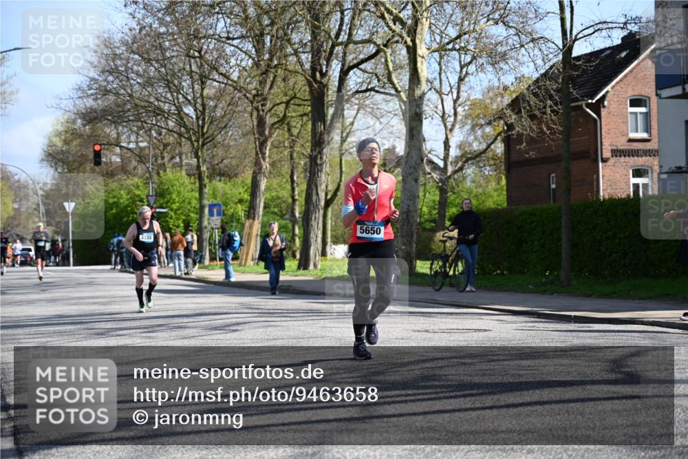 12.04.2026 - 45. Internationalen Wilhelmsburger Insellauf J. Mangold http://msf.ph/oto/9463658 12.04.2026 10:53:34 Ziel 5614, 4750, 2593, 2834, 2554, 5617, 5650, 4338, 5406, 2368, 5347, 3399, 2606, 2606, 3918, 5740, 2958, 2957, 2895, 3724 meine-sportfotos.de