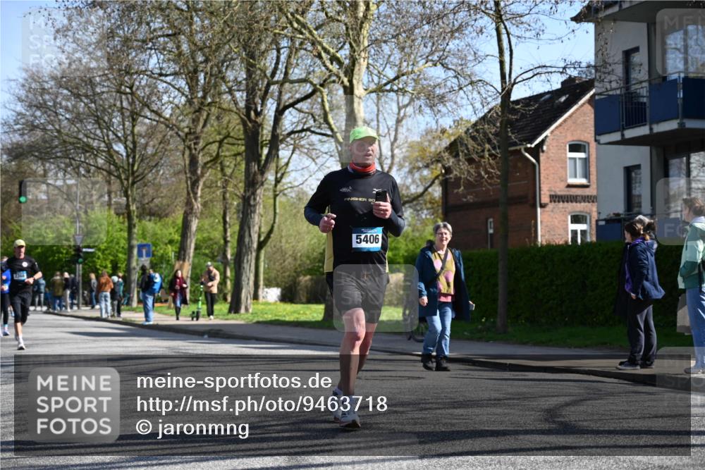 12.04.2026 - 45. Internationalen Wilhelmsburger Insellauf J. Mangold http://msf.ph/oto/9463718 12.04.2026 10:53:45 Ziel 2554, 5617, 5650, 4338, 5406, 2368, 5347, 3399, 2606, 3918, 5740, 2958, 2957, 2895, 3724, 2399, 3580, 3596, 4131 meine-sportfotos.de
