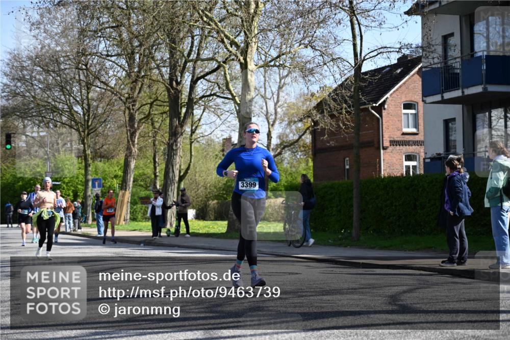 12.04.2026 - 45. Internationalen Wilhelmsburger Insellauf J. Mangold http://msf.ph/oto/9463739 12.04.2026 10:53:51 Ziel 5650, 4338, 5406, 2368, 5347, 3399, 2606, 3918, 5740, 2958, 2957, 2895, 2958, 2957, 2895, 3724, 2399, 3580, 3596, 4131, 3580, 3596, 4131, 2569, 4389, 4390 meine-sportfotos.de