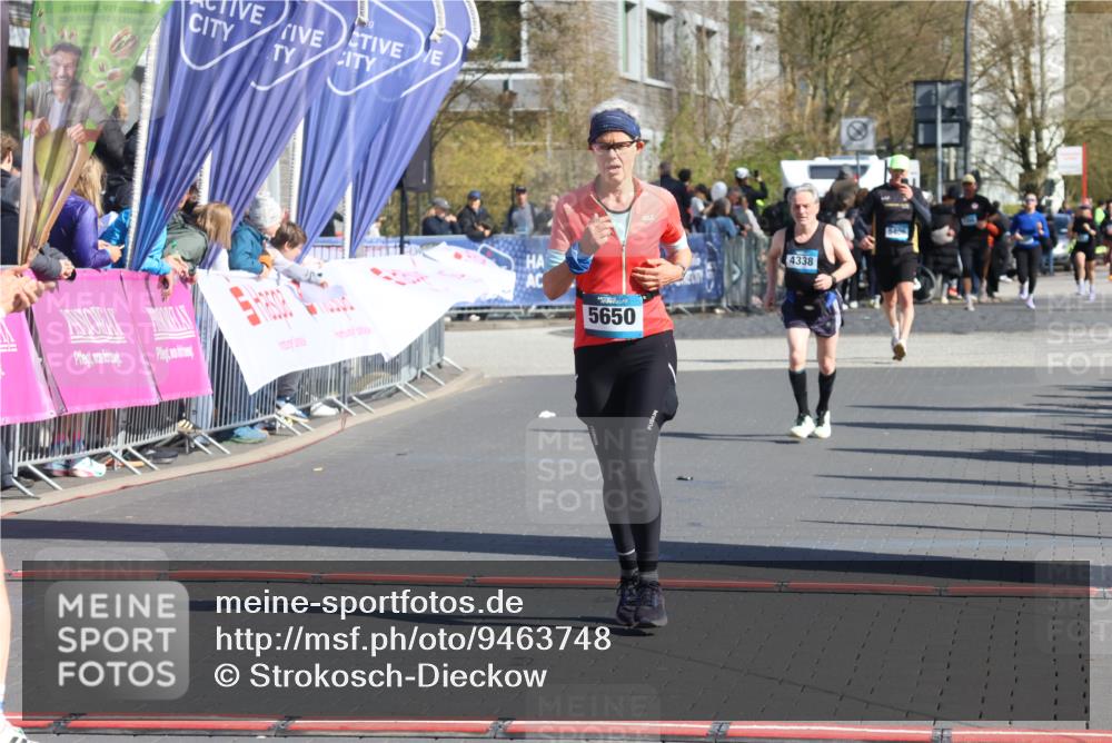 12.04.2026 - 45. Internationalen Wilhelmsburger Insellauf Strokosch-Dieckow http://msf.ph/oto/9463748 12.04.2026 10:54:06 Ziel 5650 meine-sportfotos.de