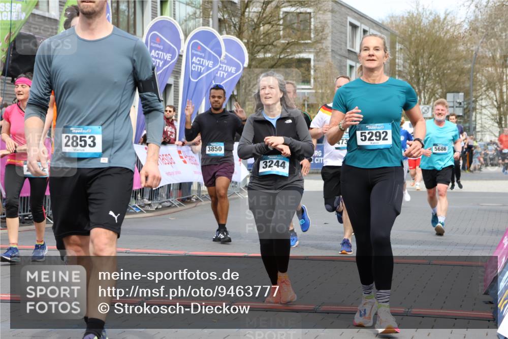 12.04.2026 - 45. Internationalen Wilhelmsburger Insellauf Strokosch-Dieckow http://msf.ph/oto/9463777 12.04.2026 13:16:17 Ziel 3250, 5008, 2853, 3280, 3244, 5292, 4861, 2032, 4731, 2884, 3850, 4053, 5686 meine-sportfotos.de