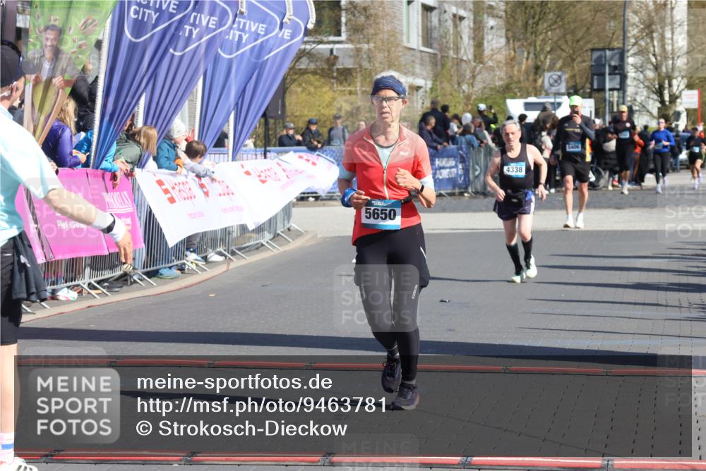 12.04.2026 - 45. Internationalen Wilhelmsburger Insellauf Strokosch-Dieckow http://msf.ph/oto/9463781 12.04.2026 10:54:06 Ziel 5650 meine-sportfotos.de