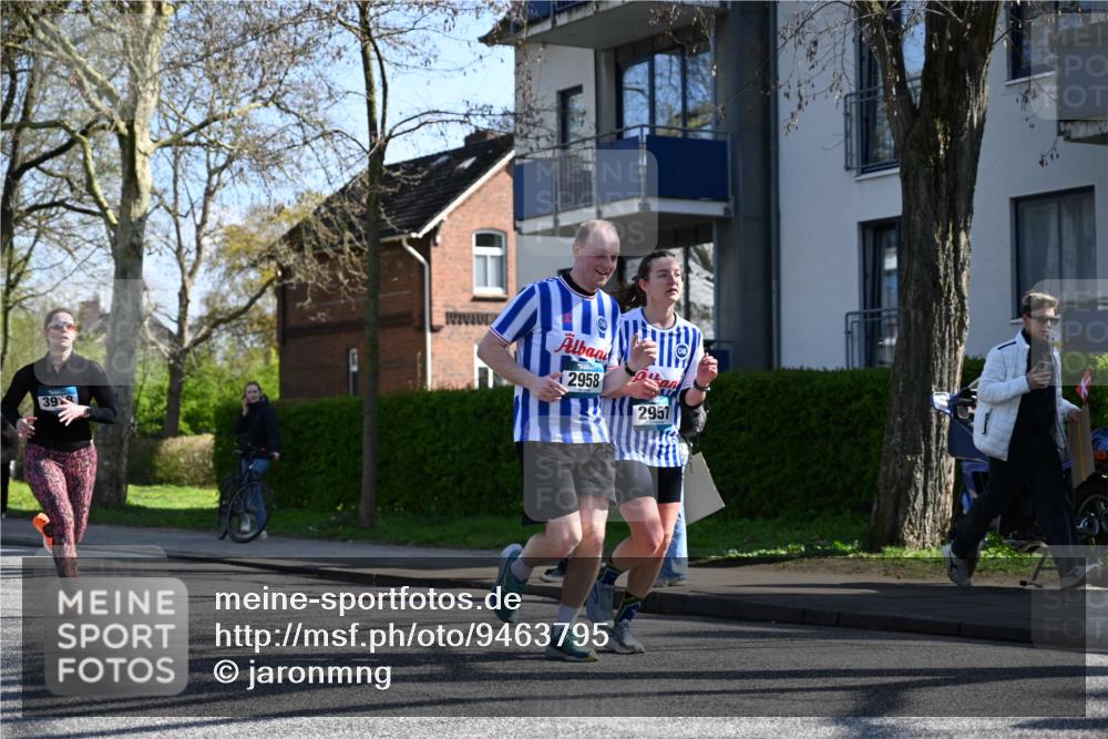 12.04.2026 - 45. Internationalen Wilhelmsburger Insellauf J. Mangold http://msf.ph/oto/9463795 12.04.2026 10:54:00 Ziel 5406, 2368, 5347, 3399, 2606, 3918, 5740, 2958, 2957, 2895, 3724, 2399, 3580, 3596, 4131, 2569, 4389, 4390, 2701 meine-sportfotos.de