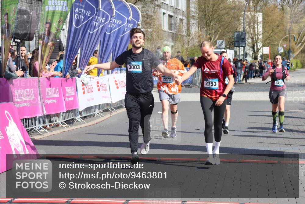12.04.2026 - 45. Internationalen Wilhelmsburger Insellauf Strokosch-Dieckow http://msf.ph/oto/9463801 12.04.2026 11:13:05 Ziel 2739, 3003, 2753, 2272, 3718, 3405 meine-sportfotos.de