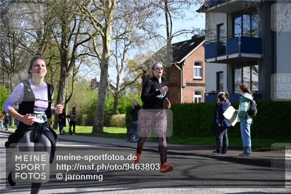 12.04.2026 - 45. Internationalen Wilhelmsburger Insellauf J. Mangold http://msf.ph/oto/9463803 12.04.2026 10:54:01 Ziel 2368, 5347, 3399, 2606, 3918, 5740, 2958, 2957, 2895, 3724, 2399, 3580, 3596, 4131, 2569, 4389, 4390, 2701 meine-sportfotos.de
